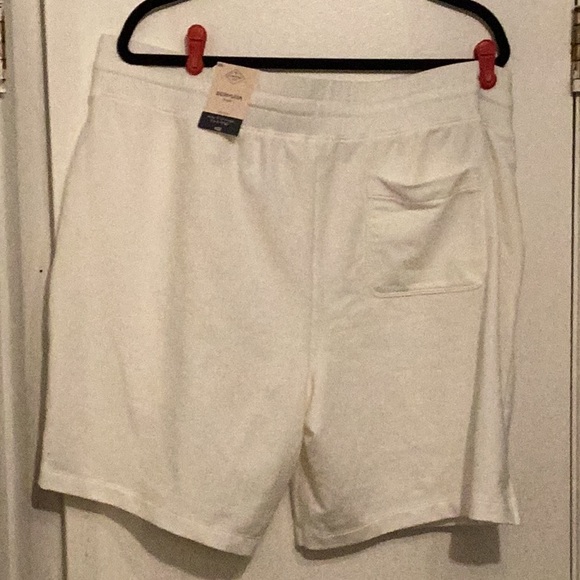St. John's Bay White Bermuda Shorts Elastic Waist - Picture 7 of 13